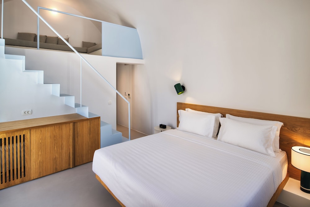 VIVA NOVE SUITES 13/43