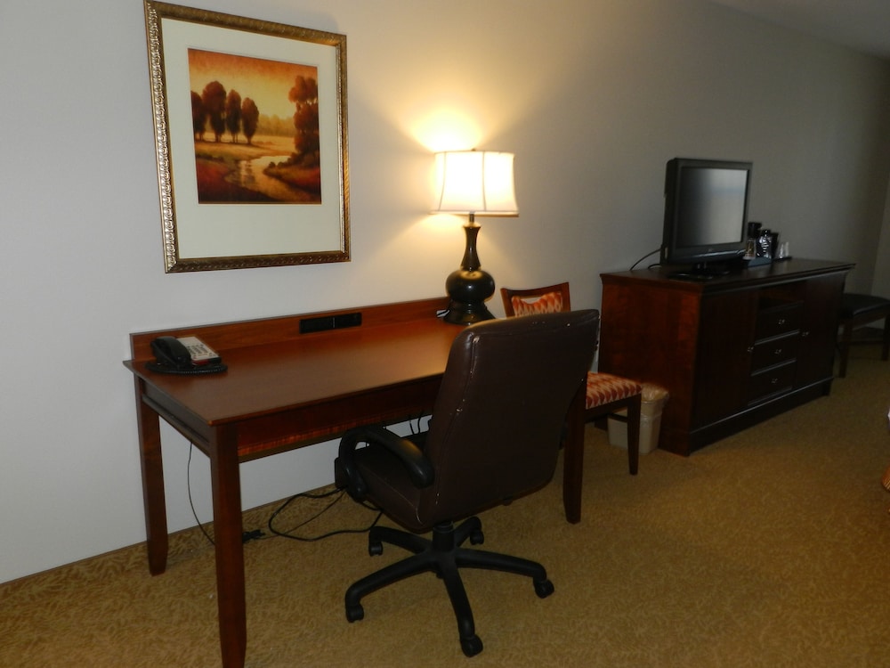 Country Inn & Suites by Radisson, Braselton, GA 29/33