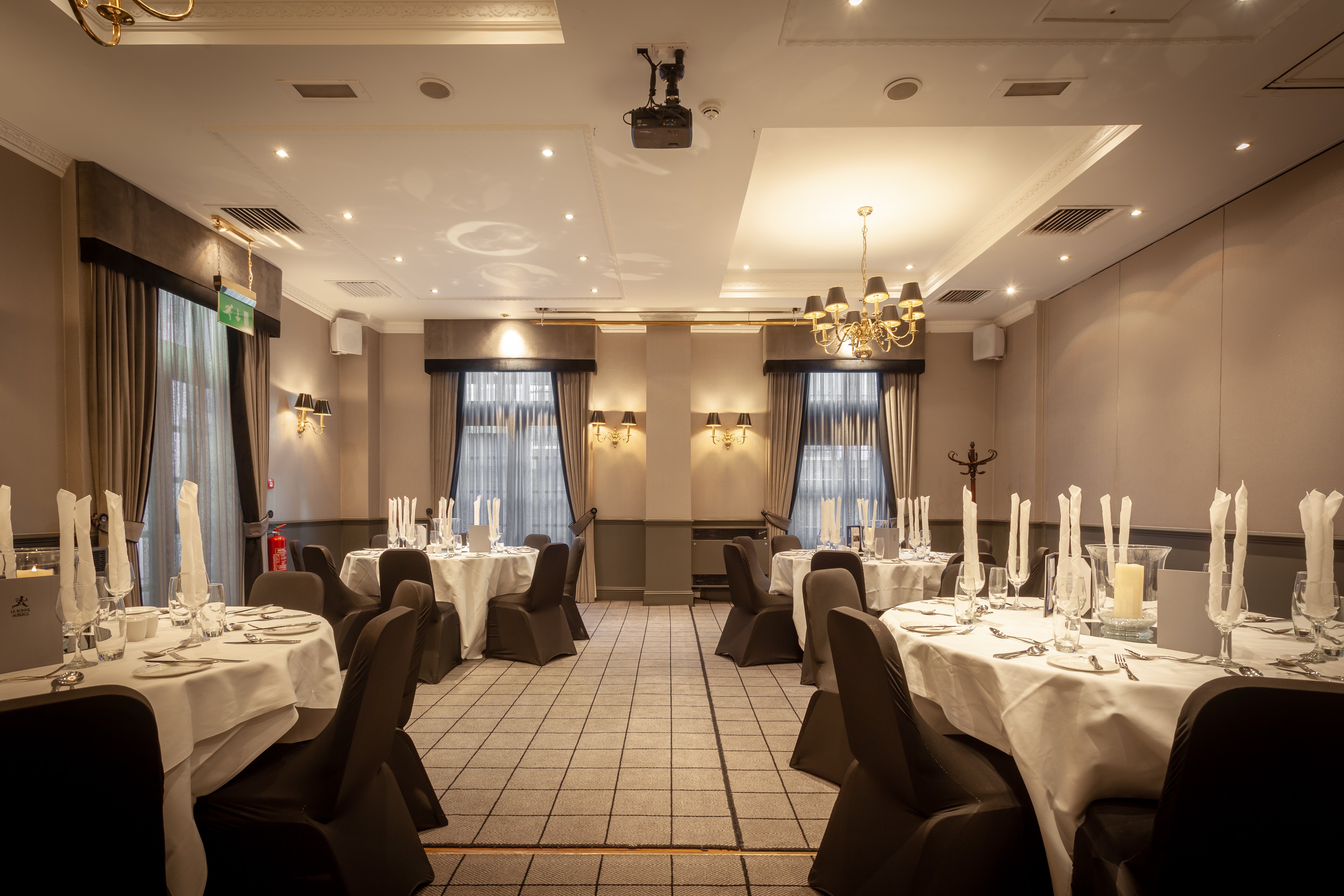 Holiday Inn Glasgow City Centre Theatreland, an IHG Hotel 30/31