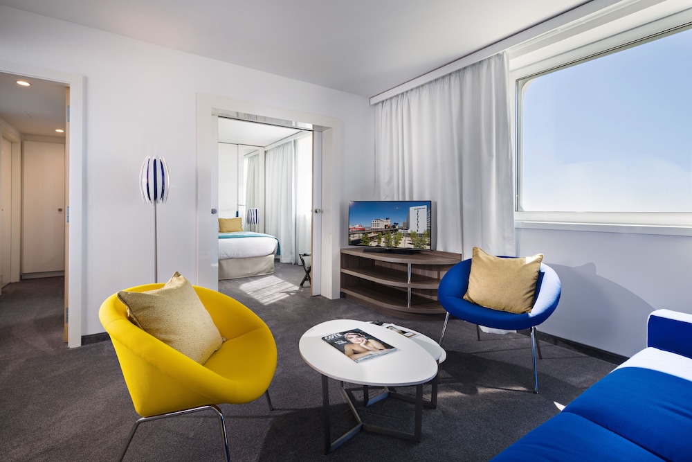 Golden Tulip Marseille Euromed 46/63