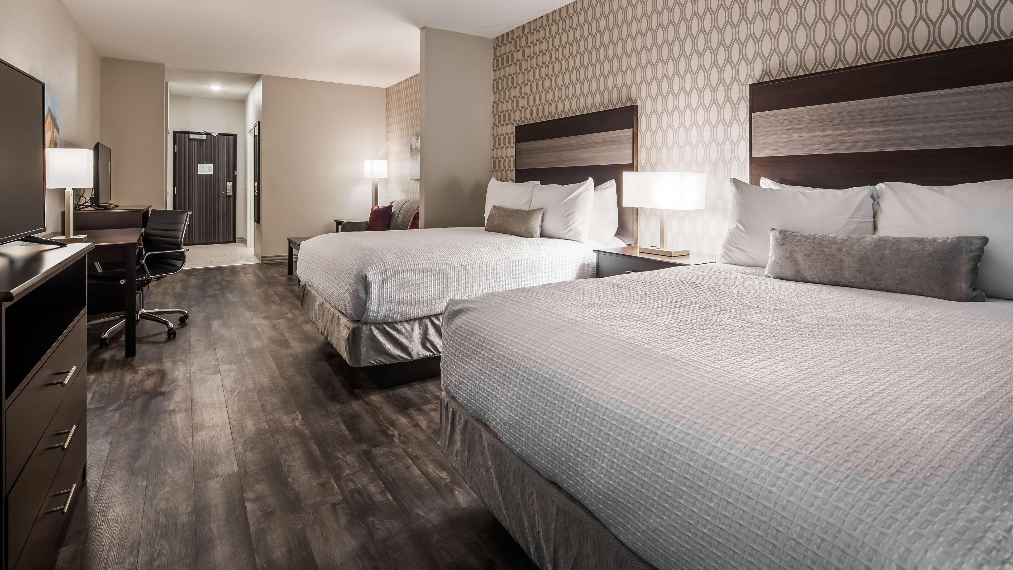 جناح بسريرين كوين، Best Western Plus Saint Peter 3/7