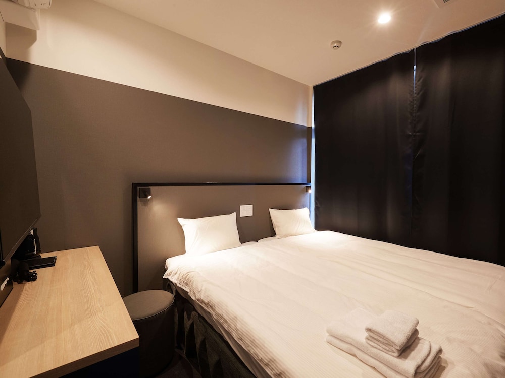 STANDARD, TWIN BEDS