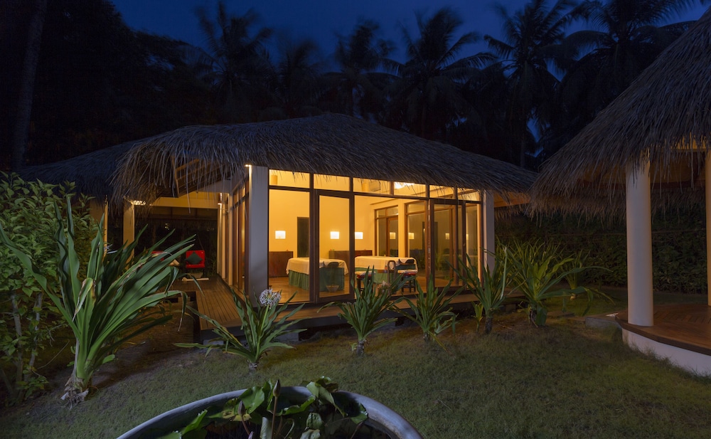 Filitheyo Island Resort 12/151
