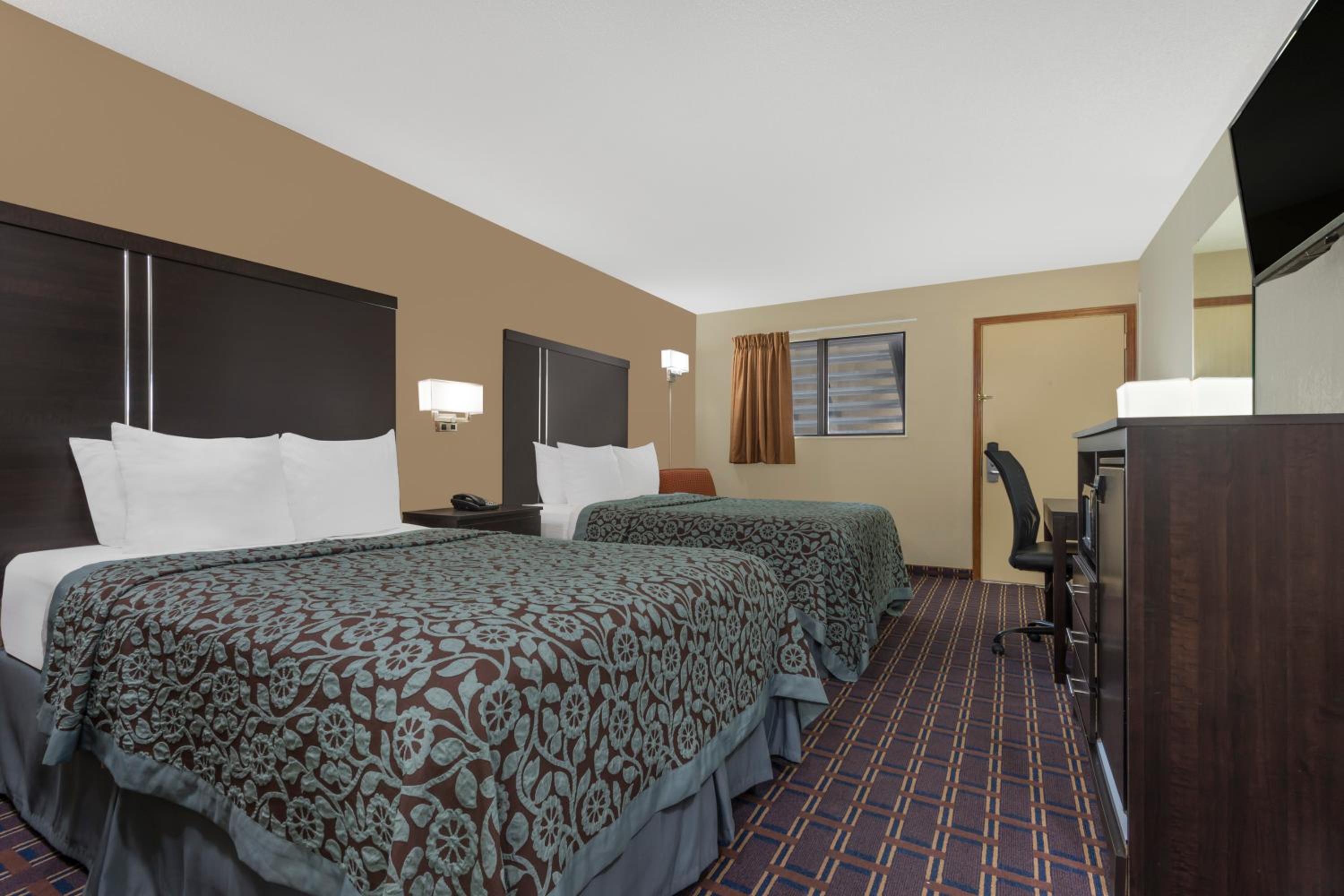 جناح استوديو بسريرين مزدوجين مع أريكة، Days Inn By Wyndham Maumee/Toledo 3/7