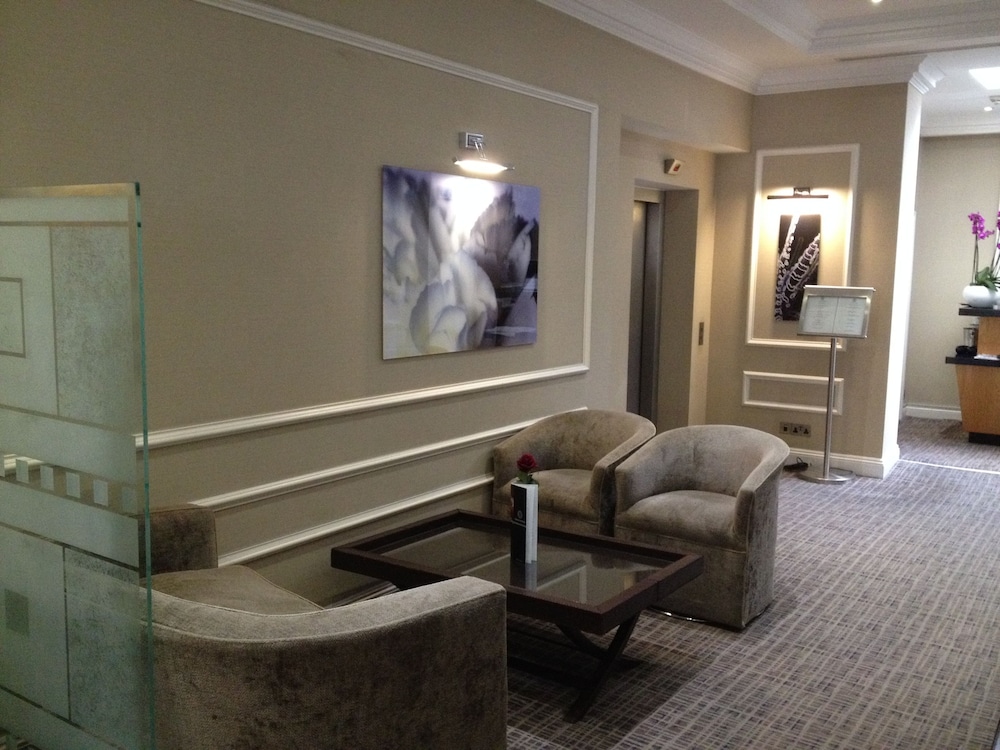 Grange Beauchamp Hotel 48/60