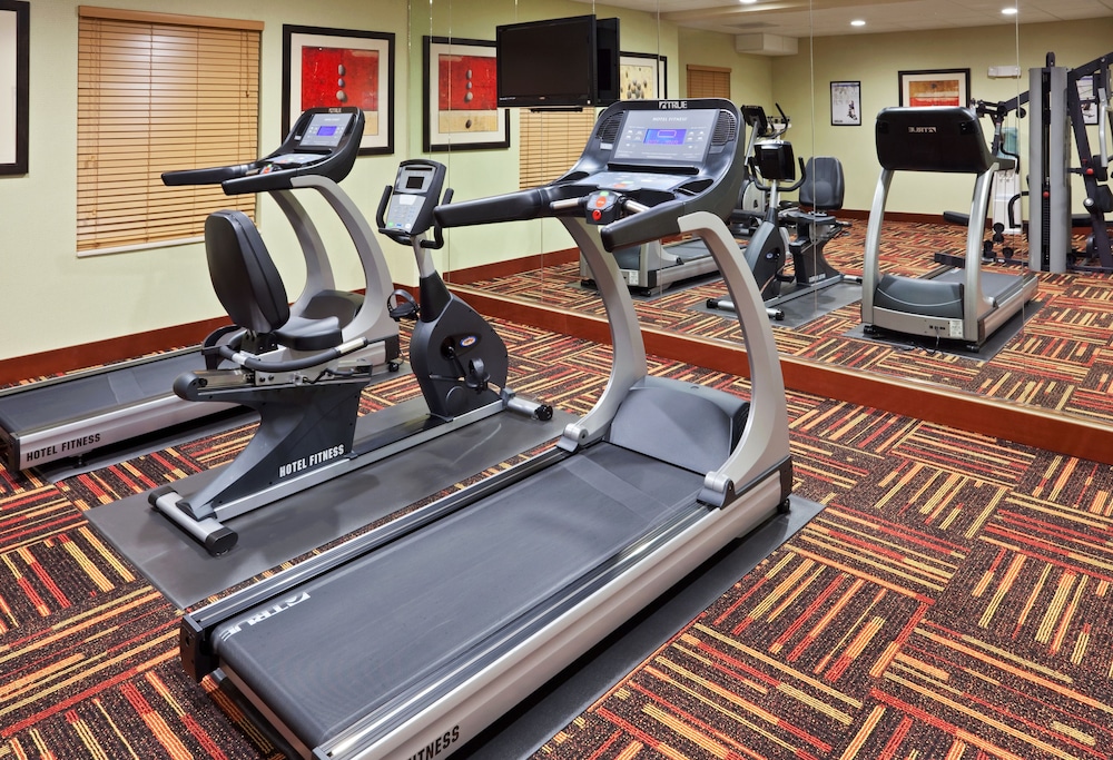 Holiday Inn Express Hotel and Suites Chehalis-Centralia 36/67