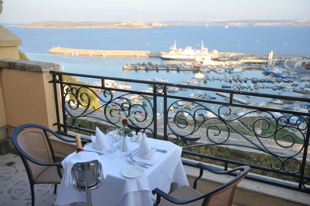 Grand Hotel Gozo 22/38