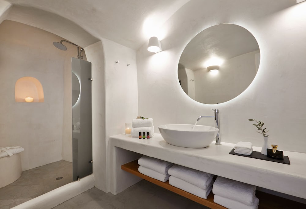 Filotera Suites 4/77