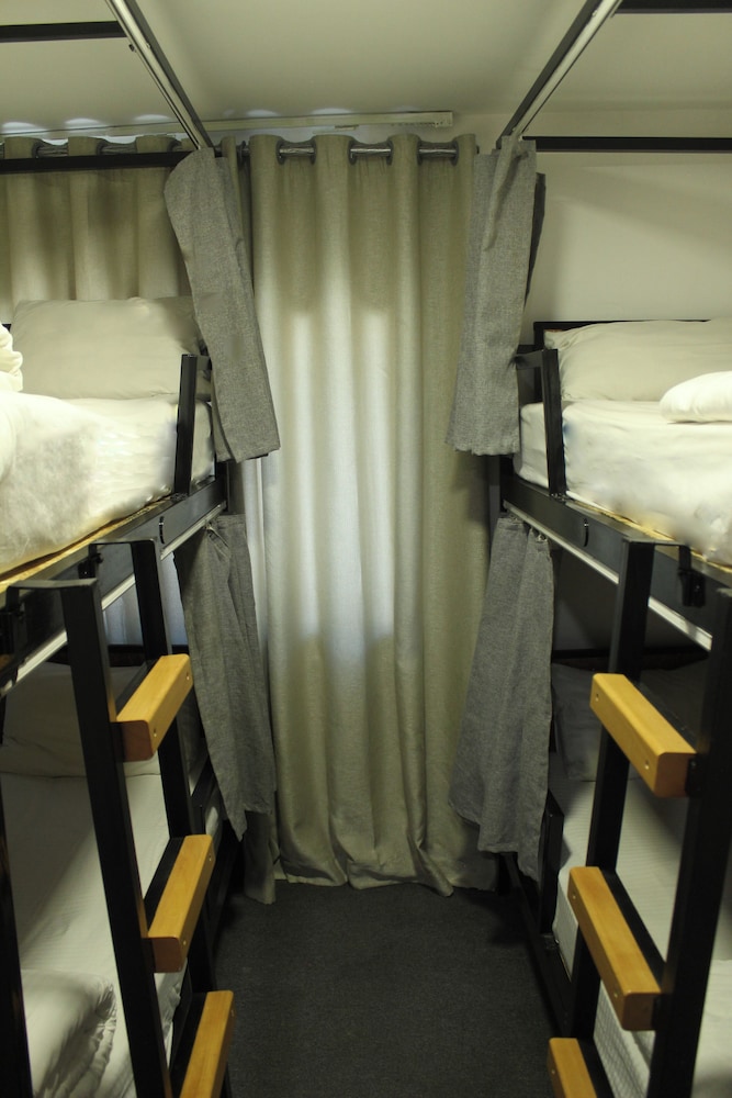 Nomads Hostel 19/34