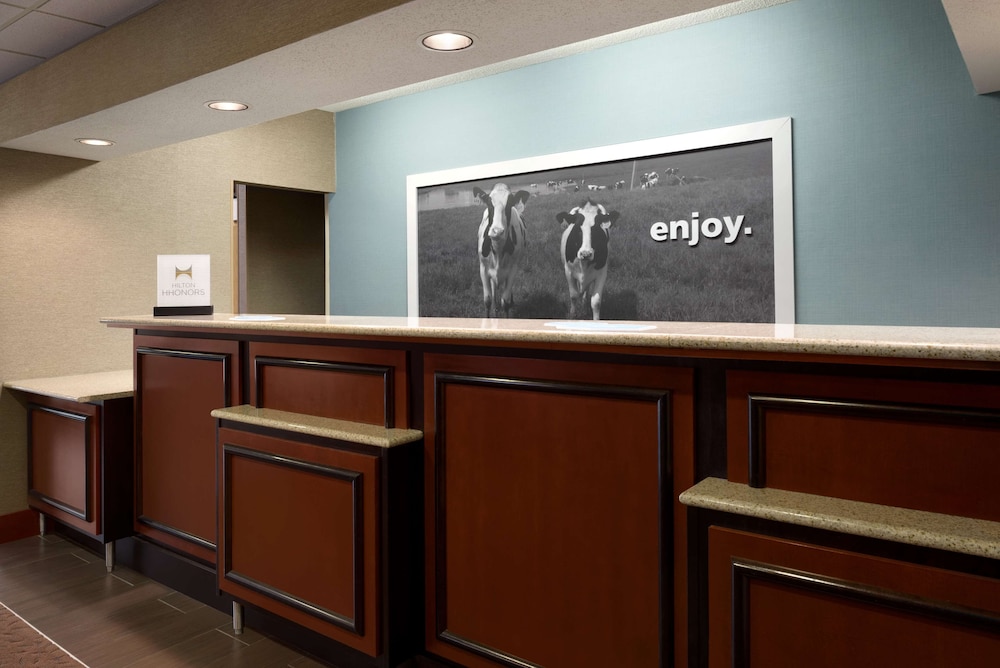 Lobby at Hampton Inn Battle Creek, BATTLE CREEK - MI