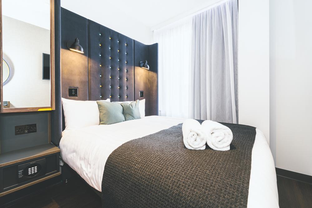Inner, Double Bed