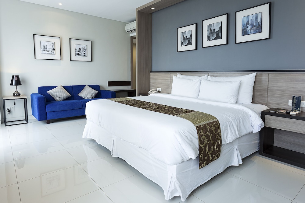 Montana Premier Senggigi 16/42