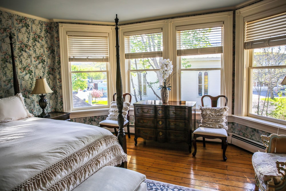 The Millerton Inn 3/18