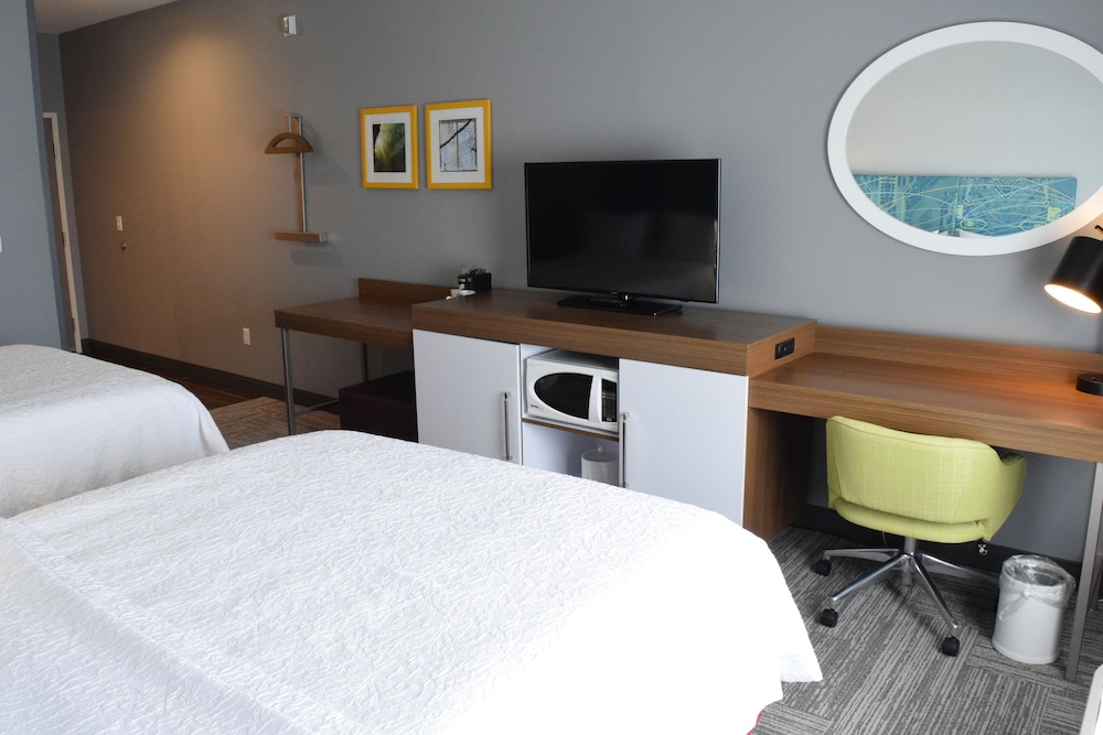 Hampton Inn Buffalo-Hamburg 13/25
