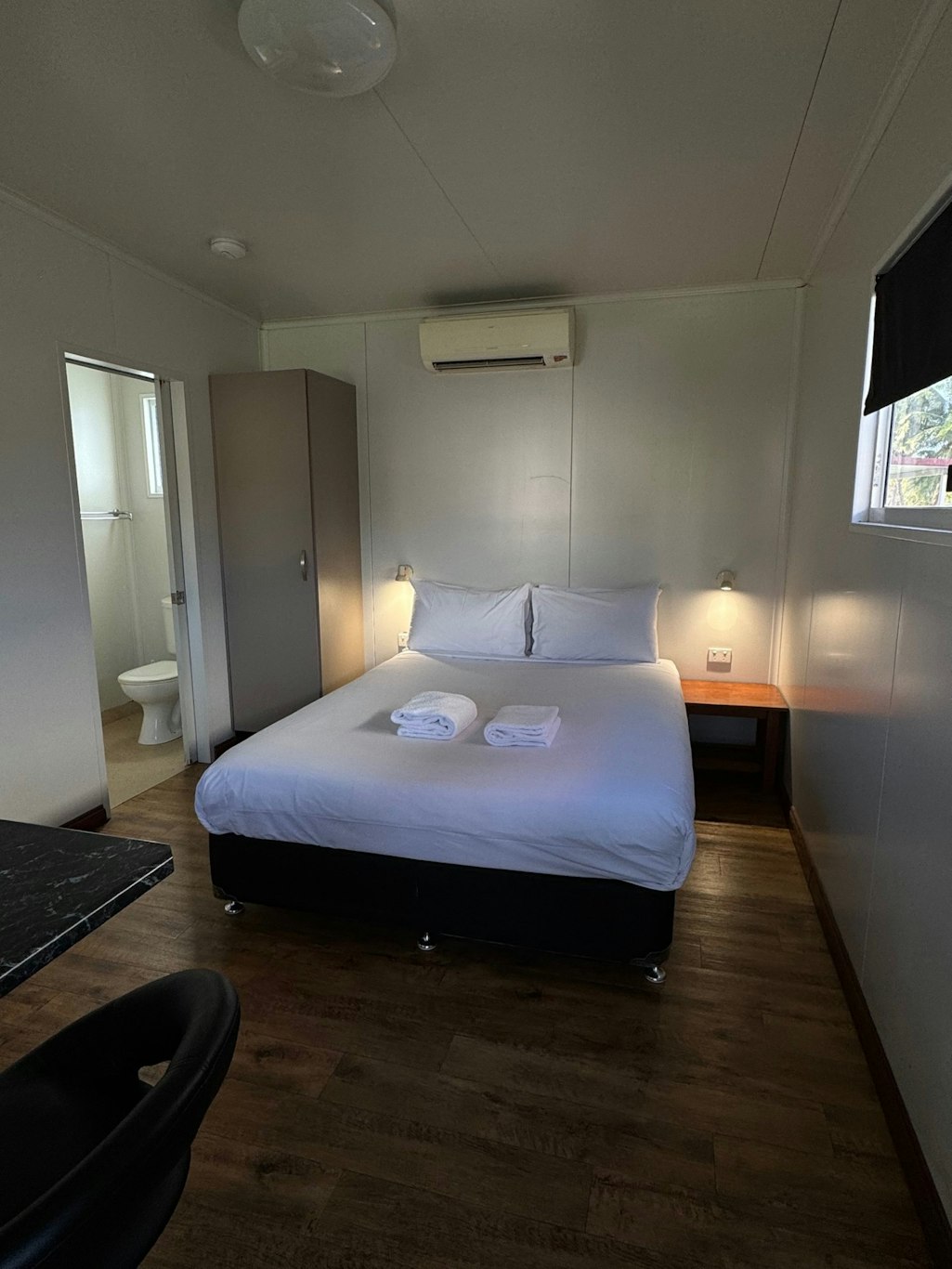 ECONOMY, CABIN