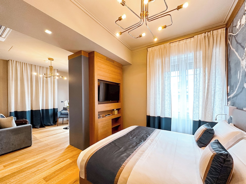 Hotel Jolanda 3/50