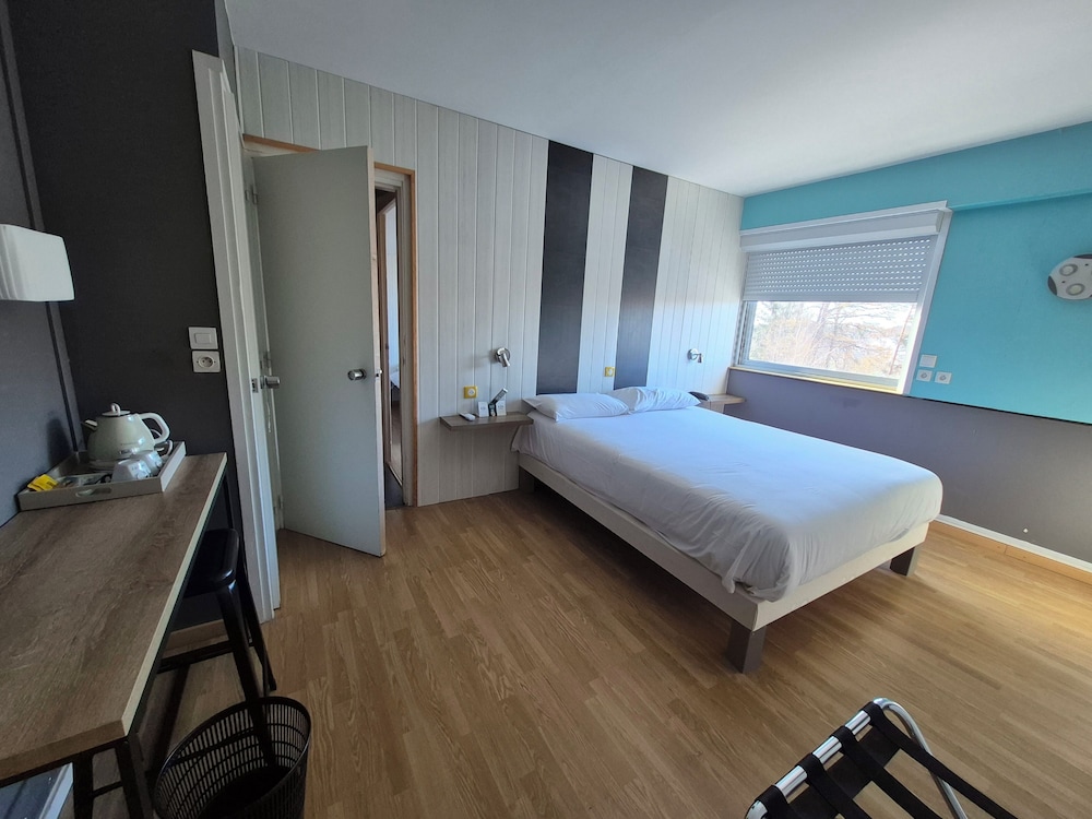 HOTEL LES GRAVADES 17/38