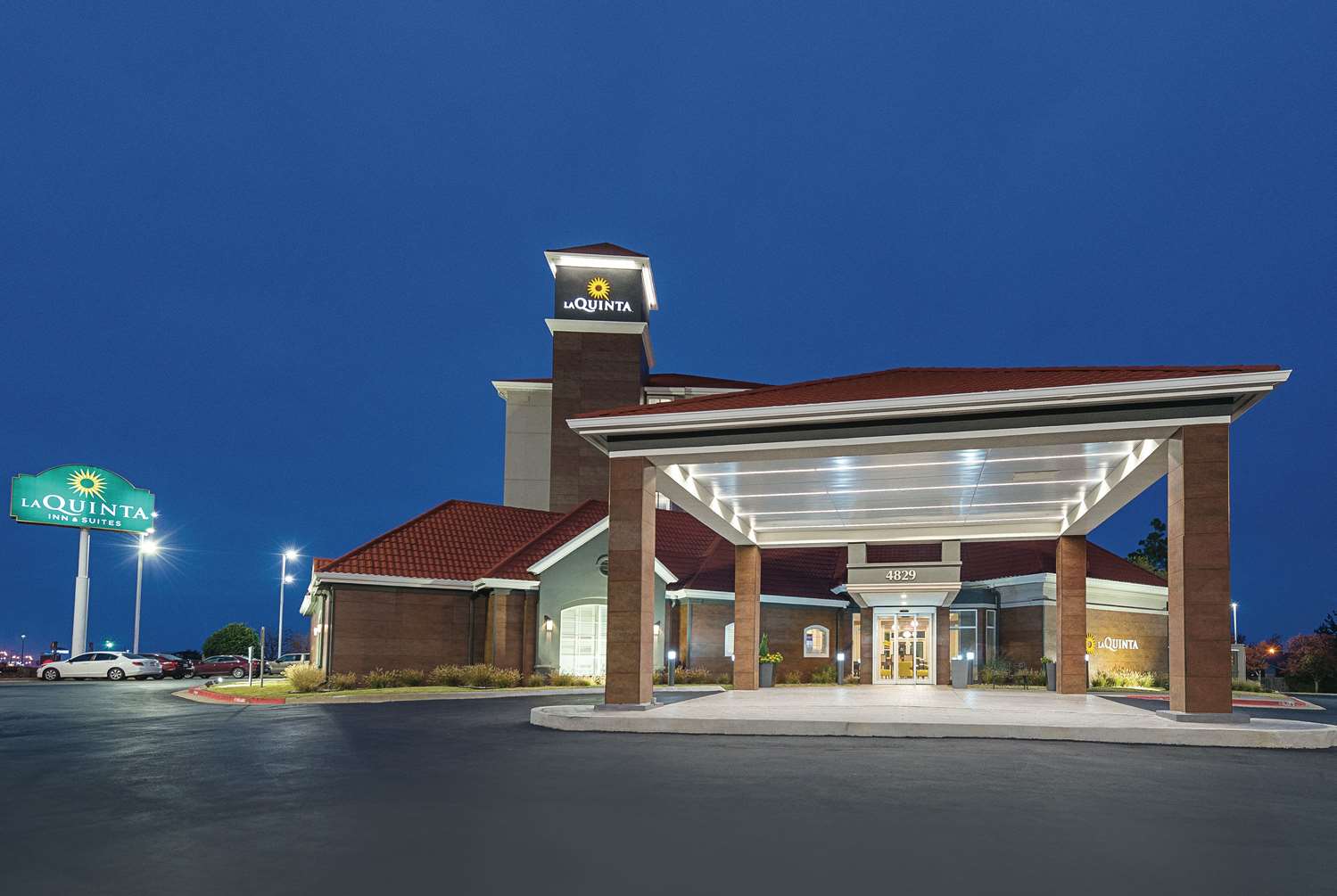 La Quinta Inn Suites Oklahoma City Nw Expwy 2/47