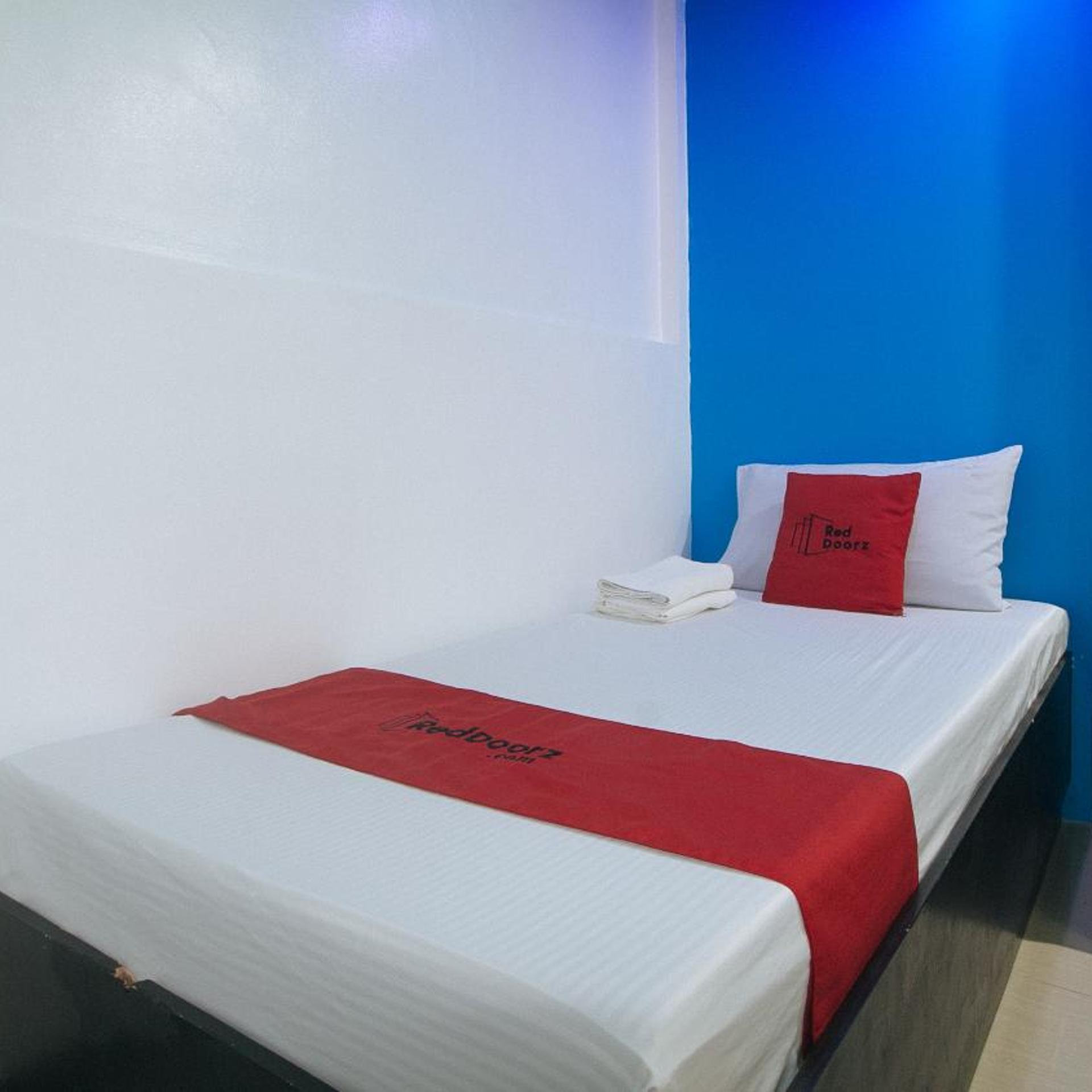 OYO 717 Ranchotel Bayanan 13/50