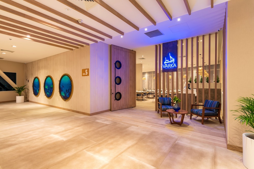 Aquamare Hotel 45/50