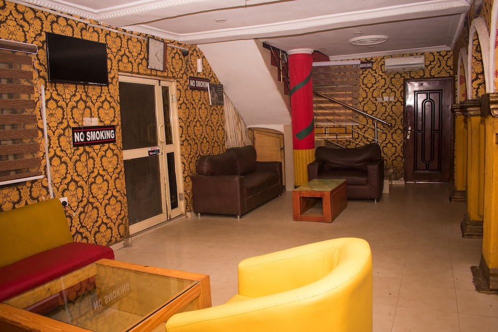 Goldlux Hotel 17/22
