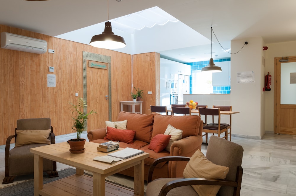 The Nomad Hostel 47/77