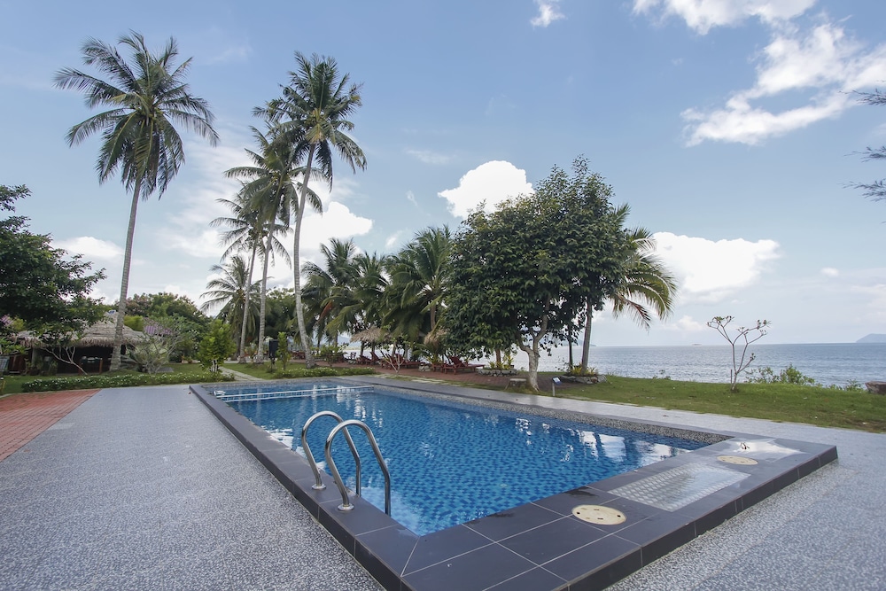 Tanjung Puteri Motel 25/41