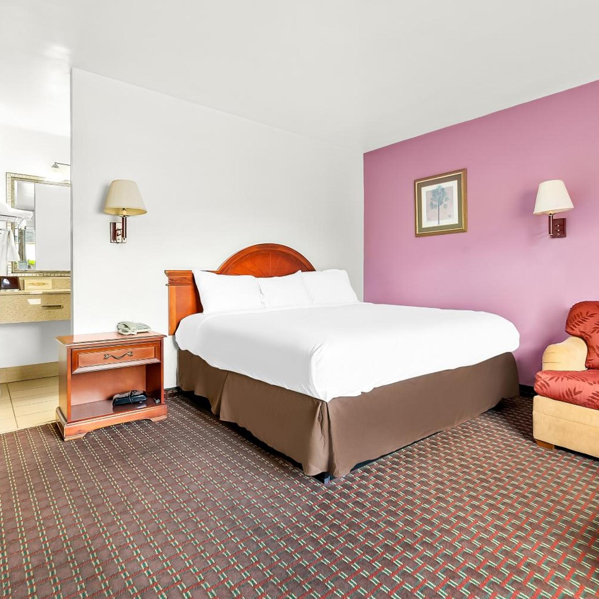 Capitol Inn and Suites 7/32