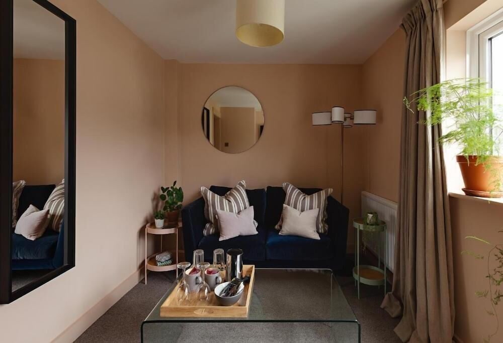 Chestnut Villa 6/50