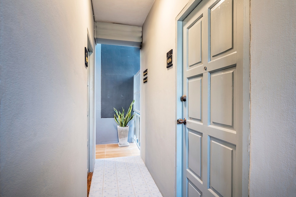 Penyos Residence 16/73