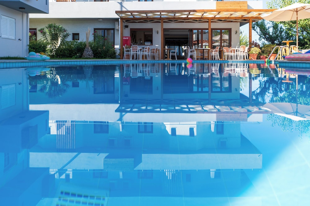 Dimitra Hotel & Apartments by Omilos Hotels in HERSONISSOS