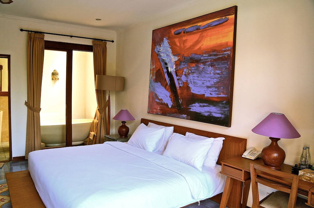 2 BEDROOMS, VILLA, PRIVATE POOL