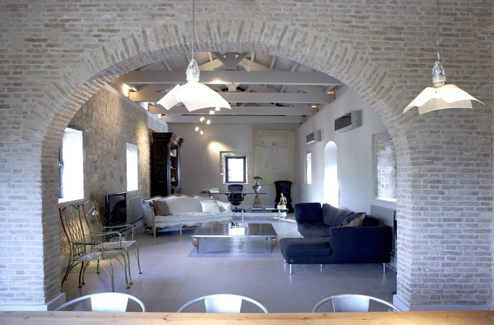 Torri E Merli Boutique Hotel 38/59