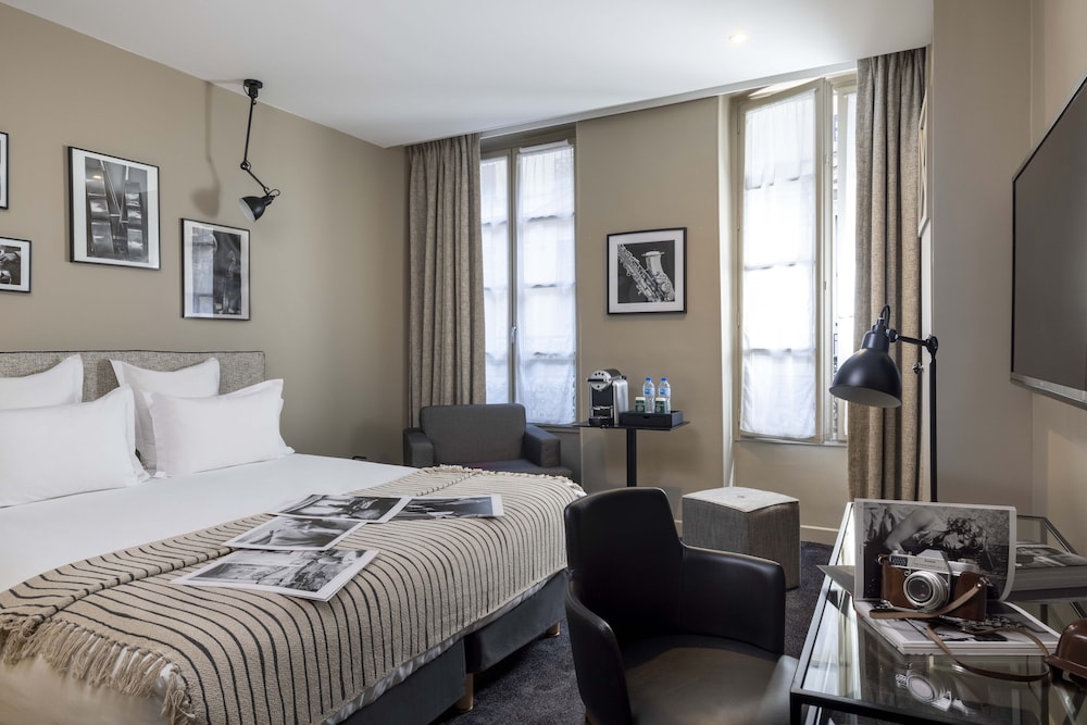 PRESTIGE, DOUBLE OR TWIN BED
