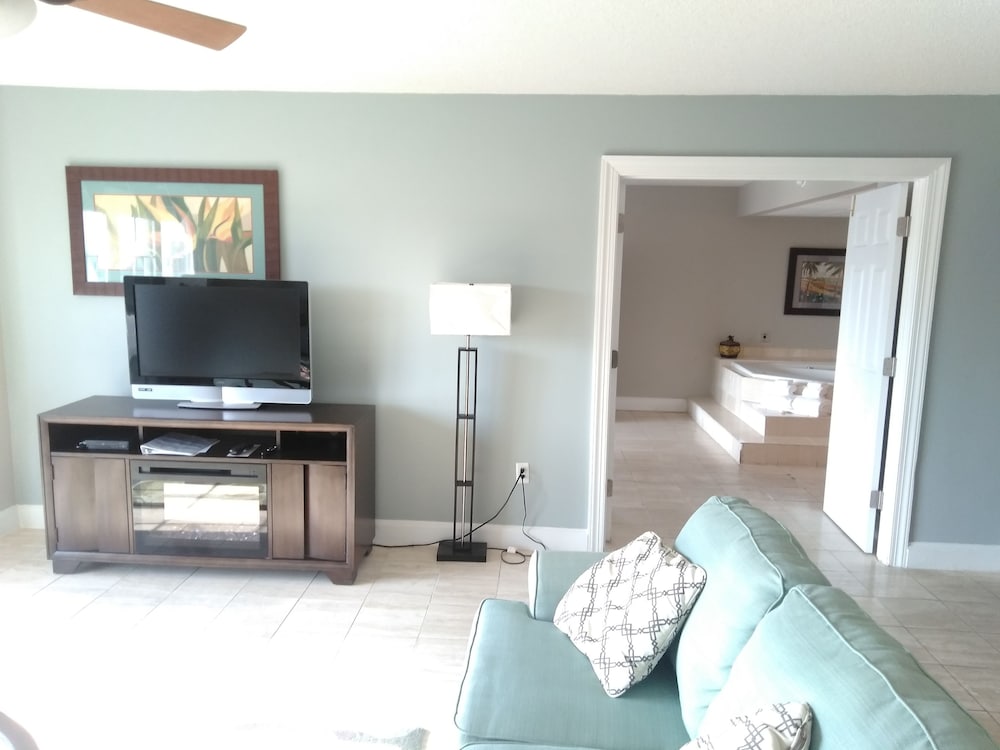 Coconut Malorie Resort Ocean City, an Ascend Collection Hotel 52/61