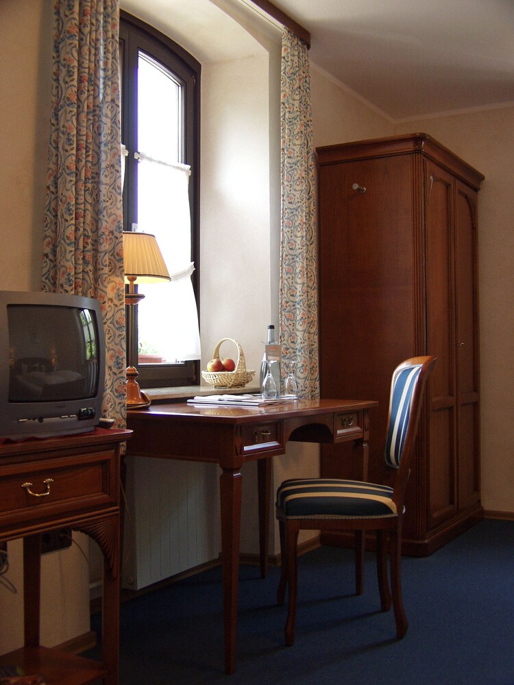 AKZENT HOTEL FRANZISKANER 43/52