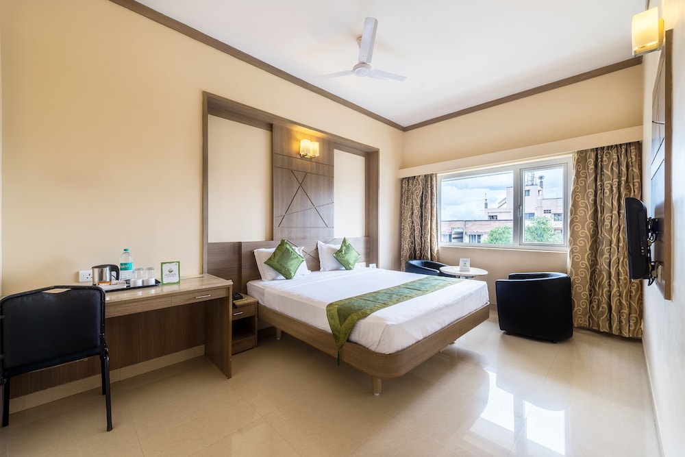 Treebo Ess Grande Coimbatore 9/36
