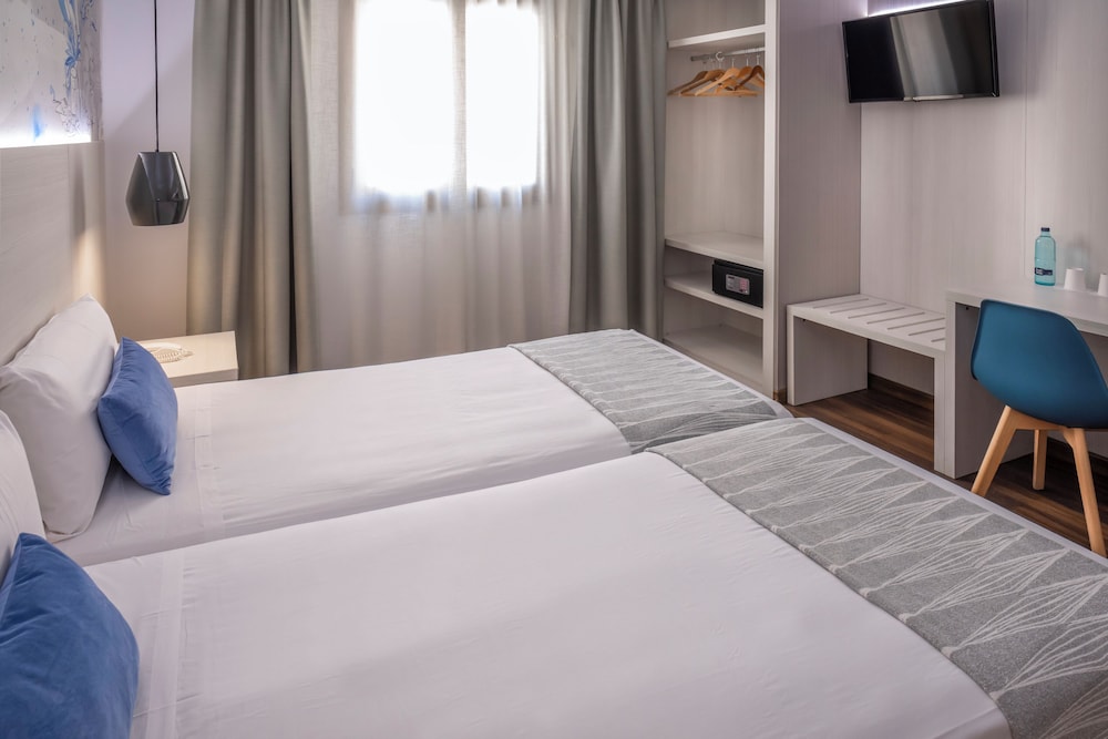 Hostal Opera Ramblas 5/38