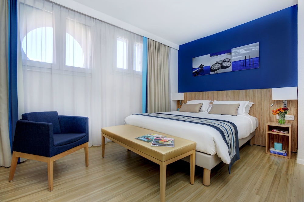 Hotel Lepoussin 22/61