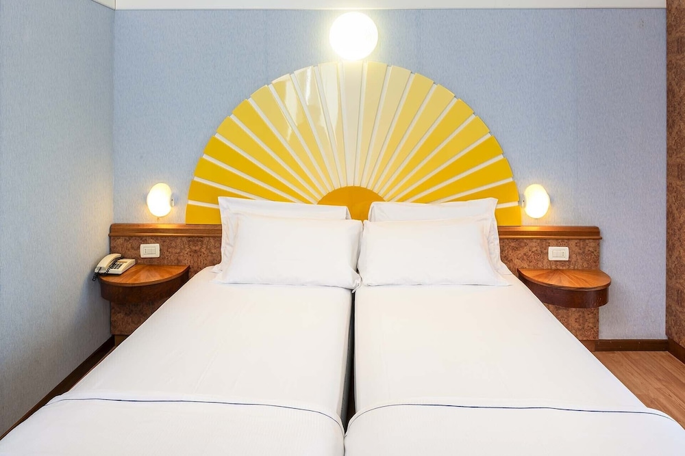 Park Hotel Jolanda 25/61