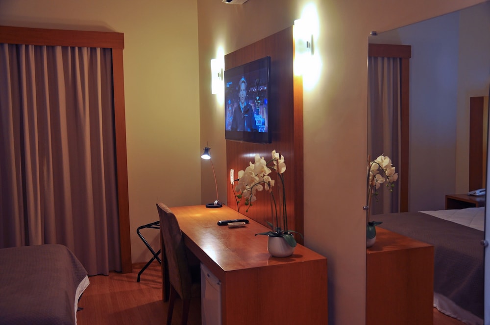 CEGIL HOTEL BOULEVARD 42/71