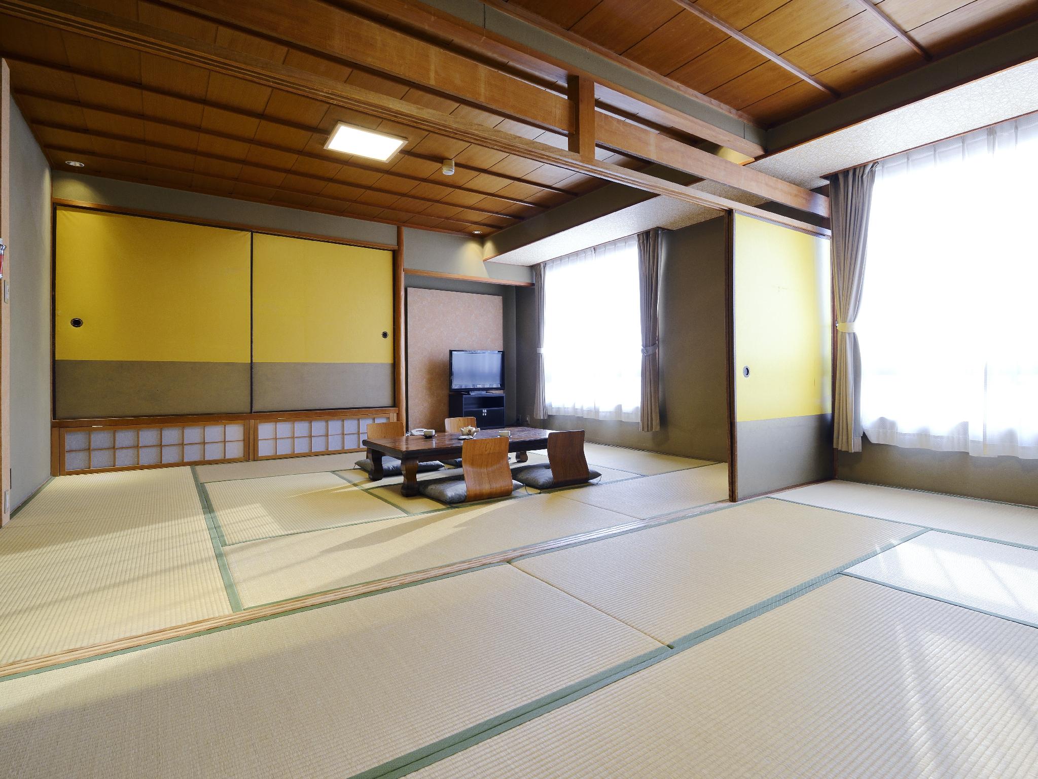 Japanese, Yume, 9 Futon Beds, Night View
