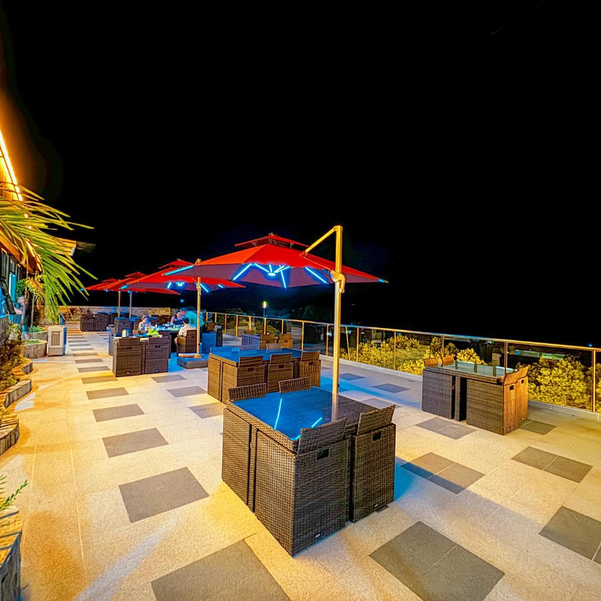 Venus Royale Hotel 56/63
