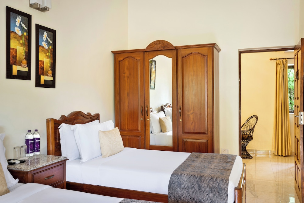 De Mandarin Beach Resort Suites & Villas 10/50