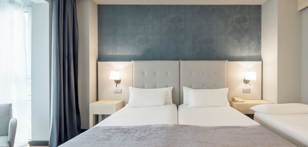 ROOM, DOUBLE BED, WITH EXTRA BED