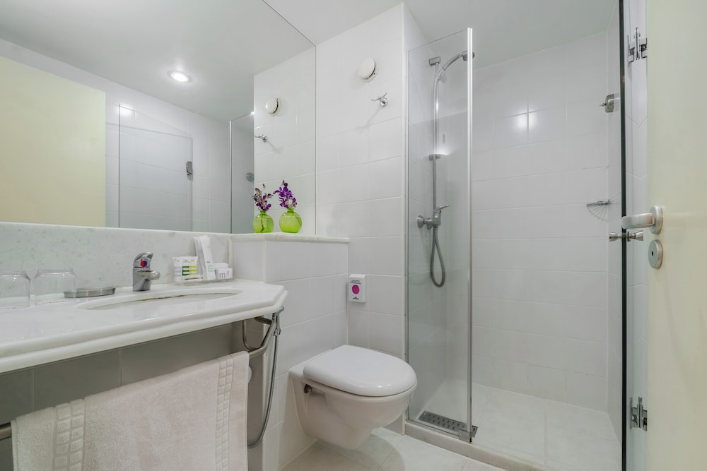 Mercure Guarulhos Aeroporto Hotel 74/75