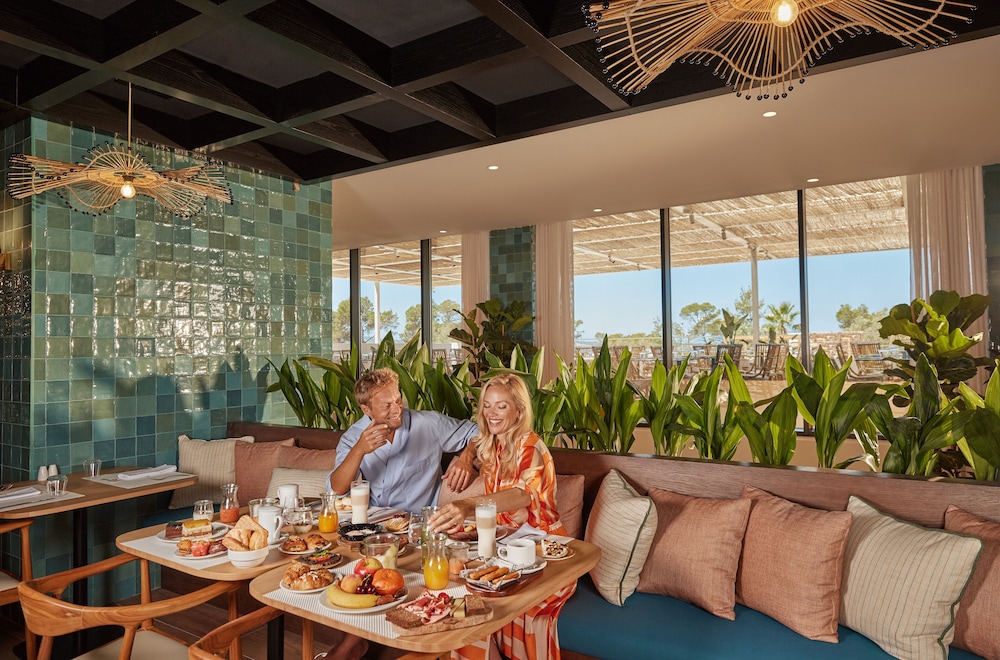 The Signature Level at TRS Ibiza Hotel 39/60