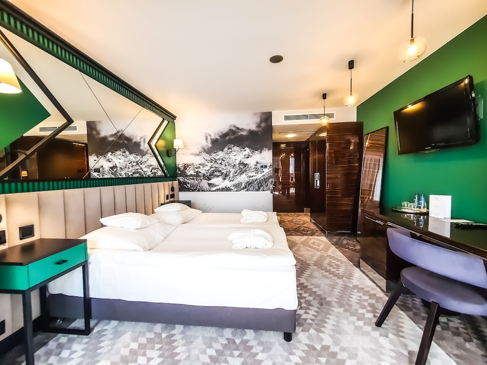 Hotel Rysy 33/84
