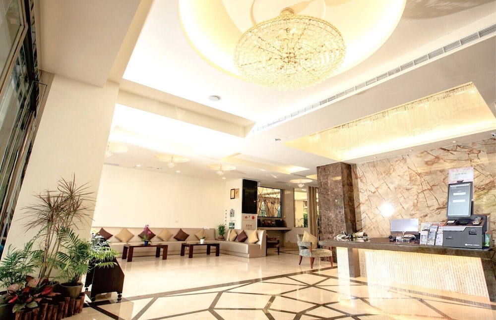Lobby at Lishiuan International Hotel, HUALIEN
