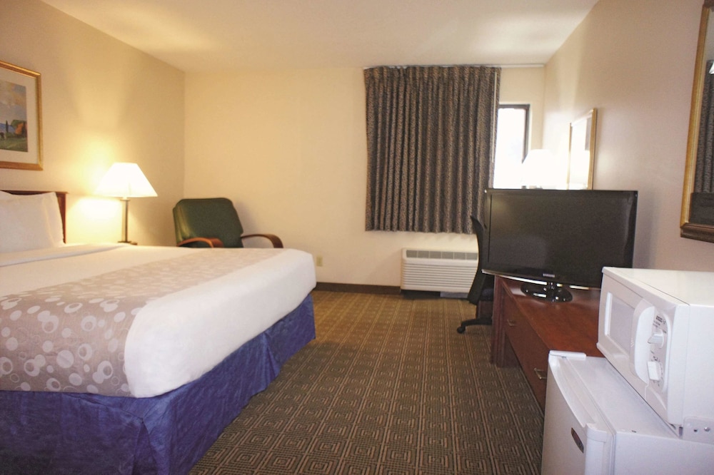 La Quinta Inn Omaha Southwest 7/23